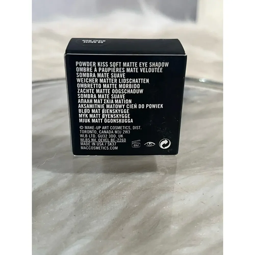 NEW MAC Cosmetics So Haute Right Now Powder Kiss Soft Matte Pigmented Eyeshadow